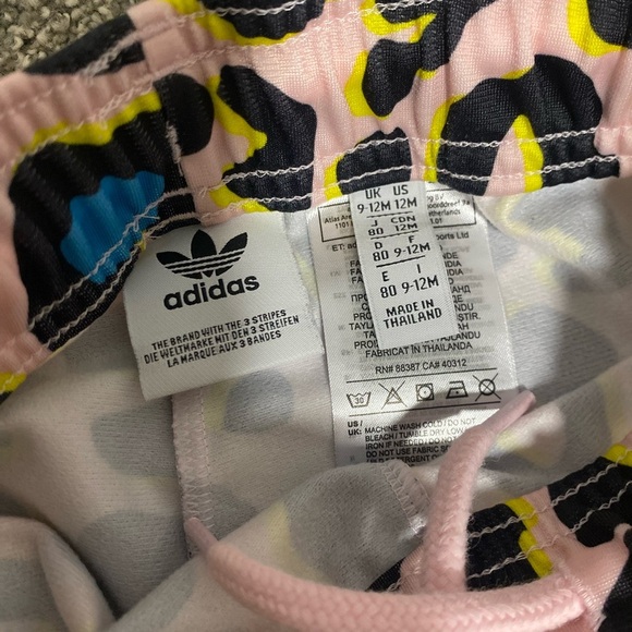 Adidas Tracksuit Leopard Animal Print Track Pants Girls Baby Size 12M - Picture 5 of 5
